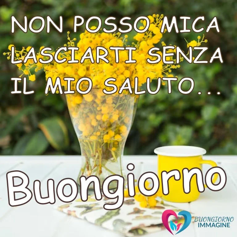 Buongiorno con i fiori gialli in vaso accanto a tazza di tè per saluti affettuosi quotidiani