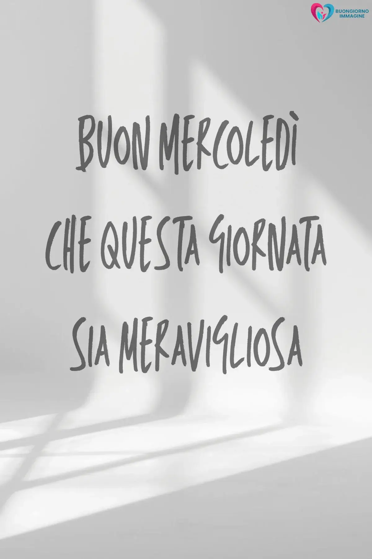 buongiorno buon mercoledì immagini nuove con tazza cappuccino e croissant