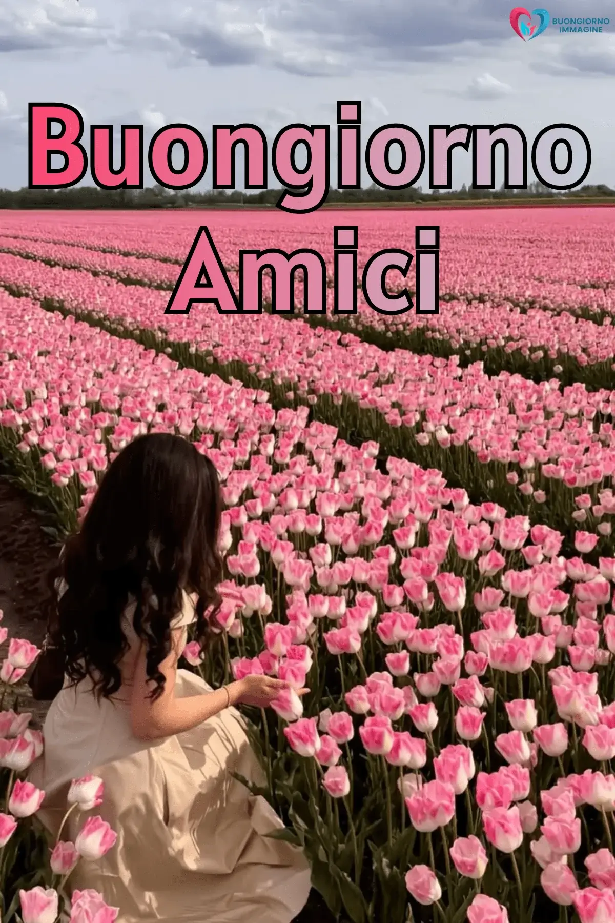buongiorno amici gratis whatsapp con sorriso mattutino