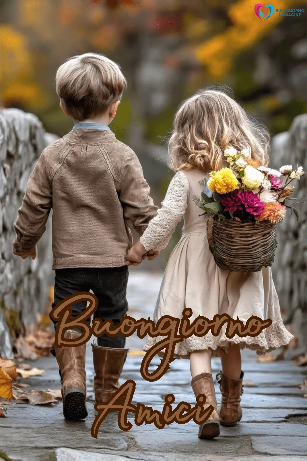 buongiorno amici gratis whatsapp con sorriso mattutino