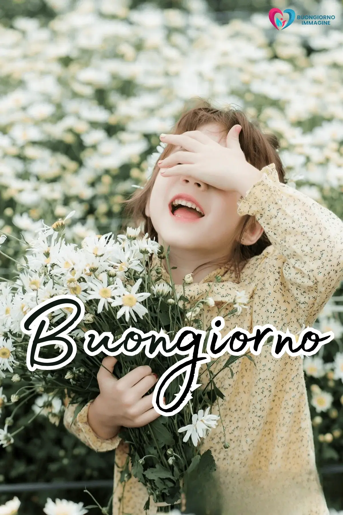 buongiorno bambini whatsapp gratis con finestra aperta e luce calda