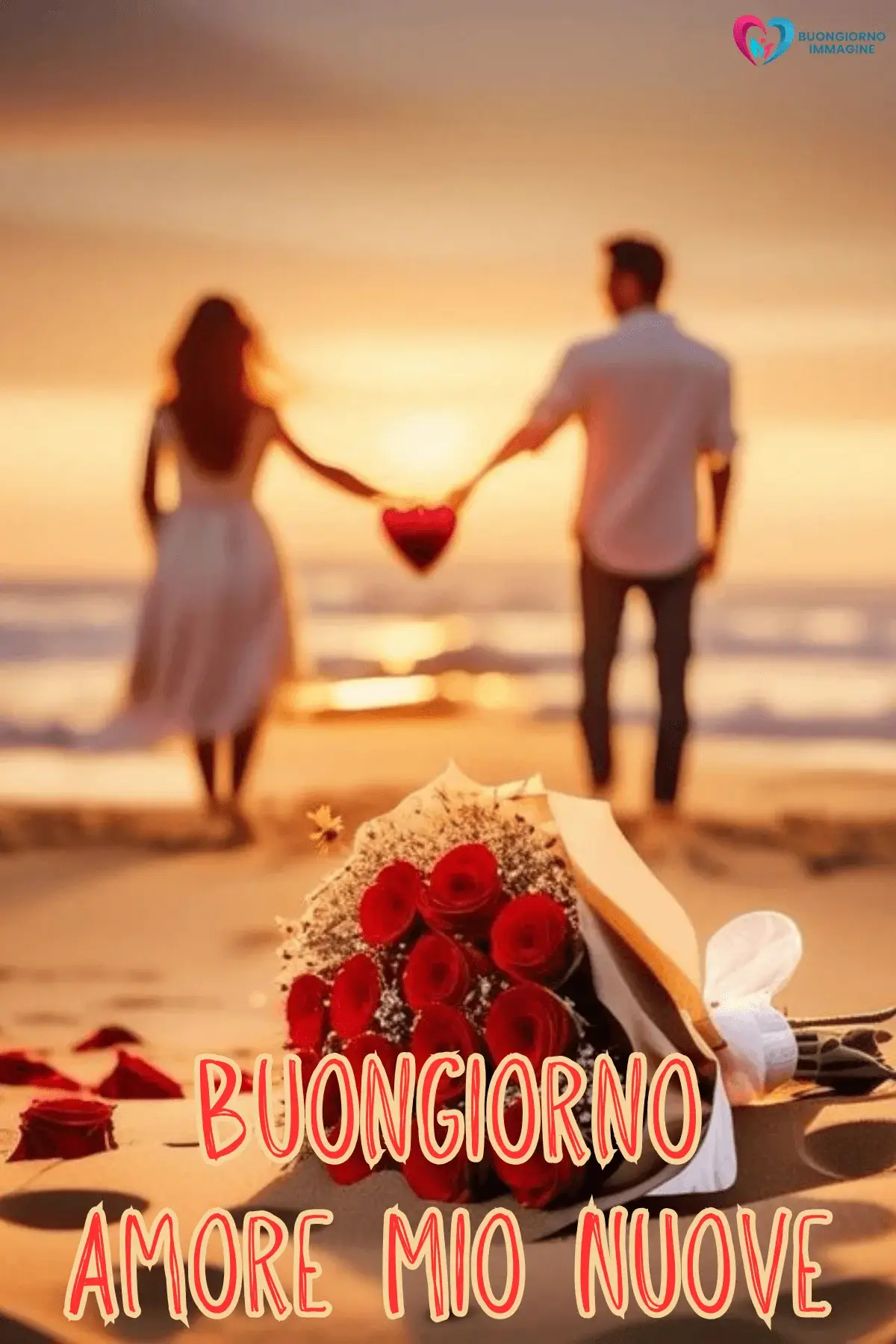 Buongiorno d'amore con coppia sulla spiaggia