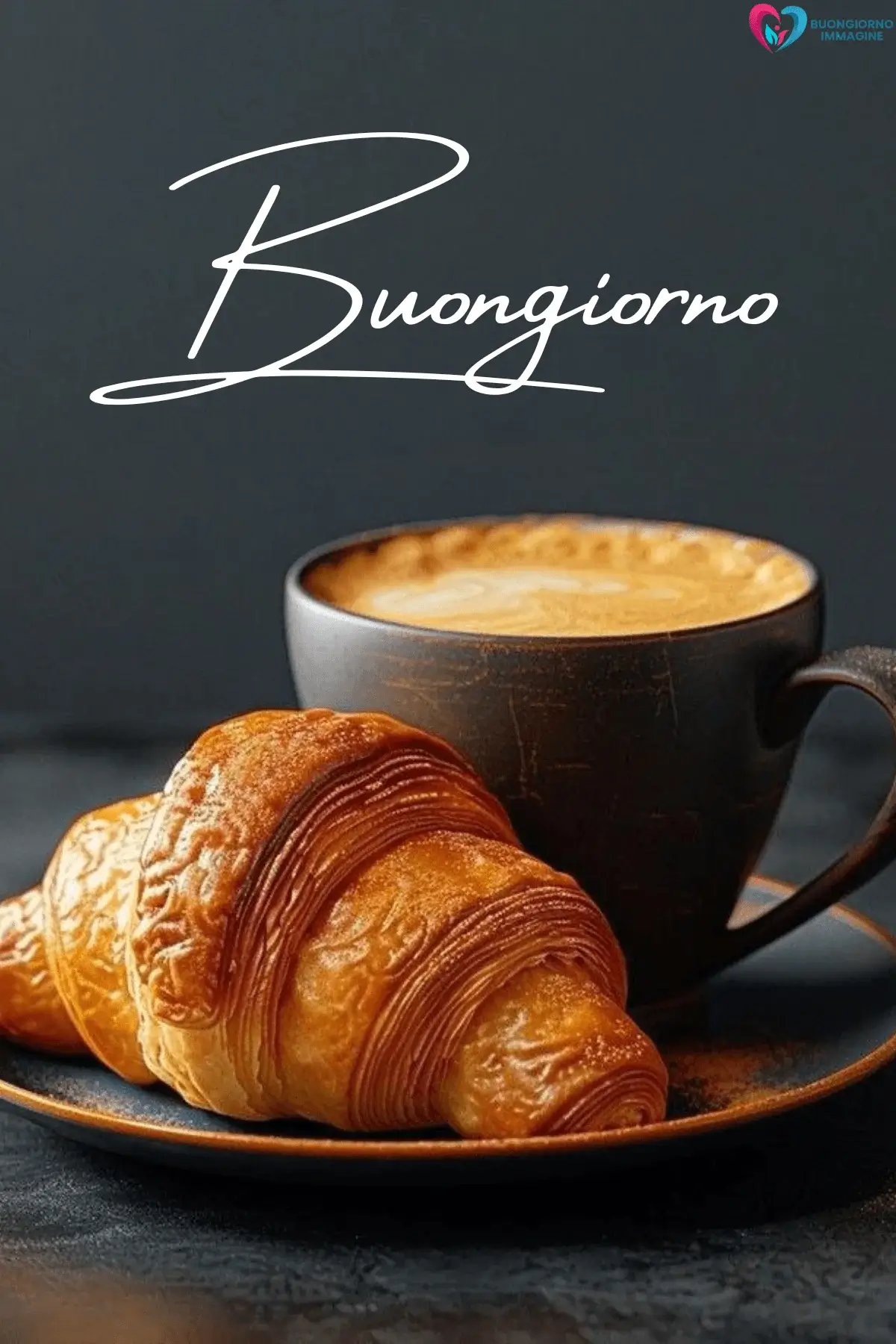 buongiorno con espresso italiano e biscotti