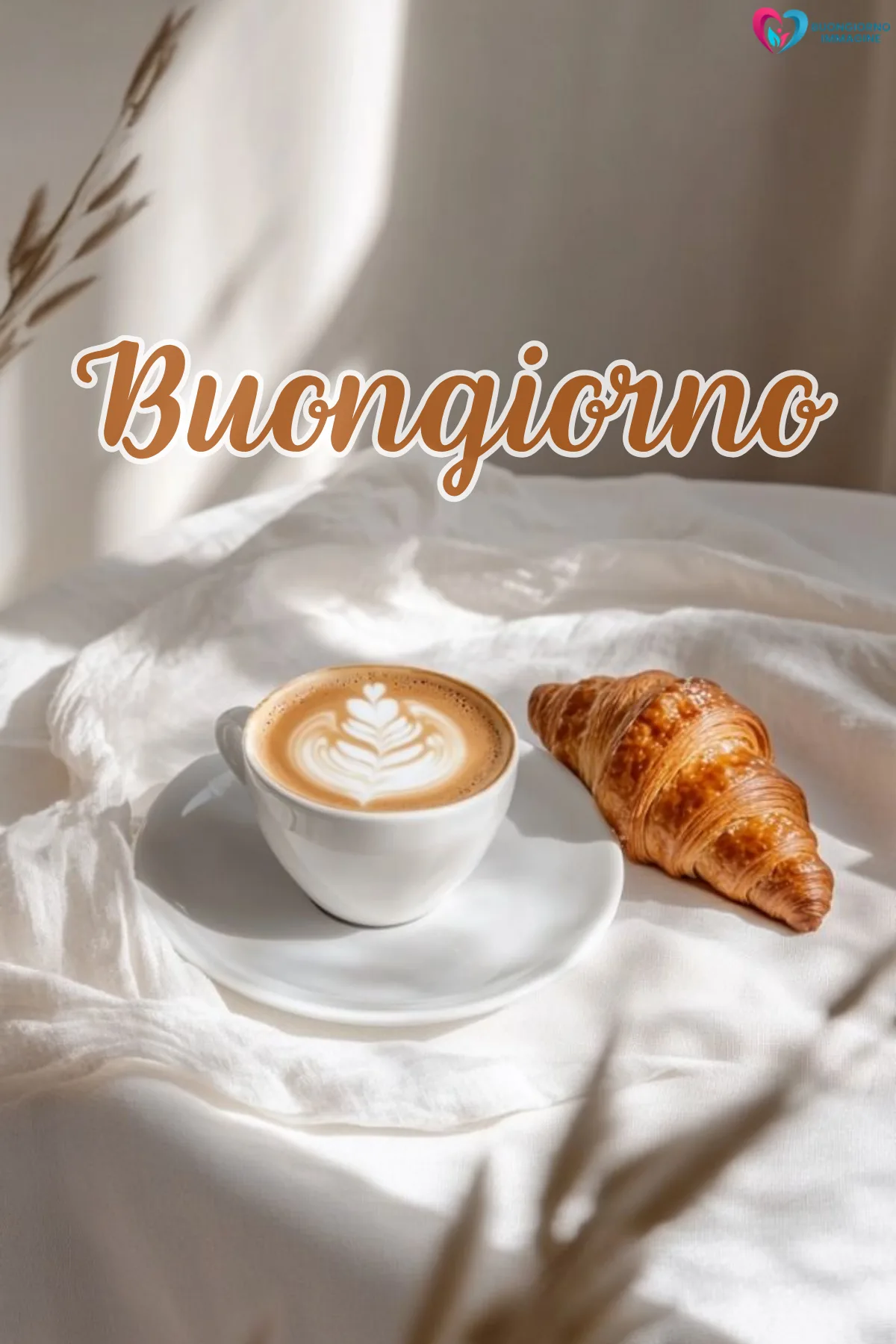 buongiorno immagini da scaricare con mare e alba dorata