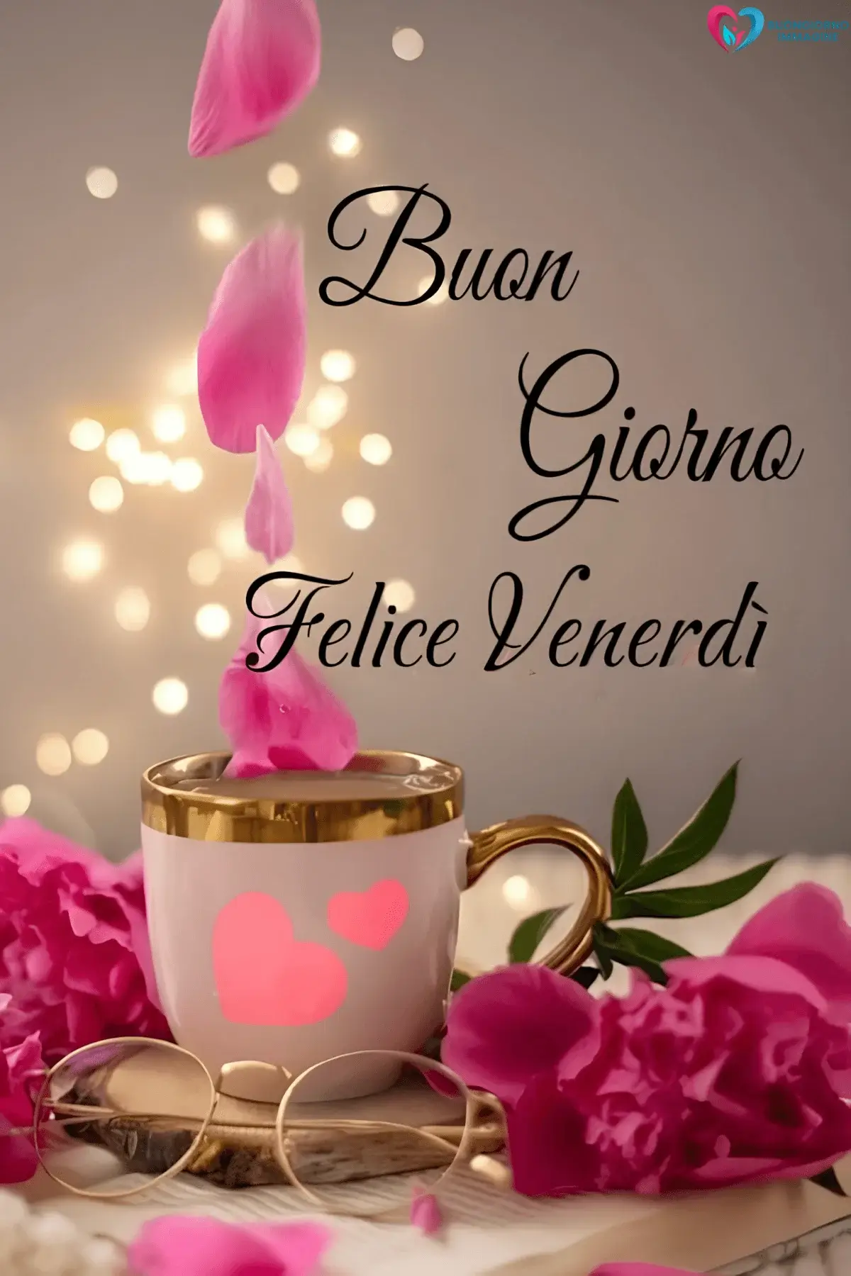 Buon giorno venerdì con petali rosa e luci