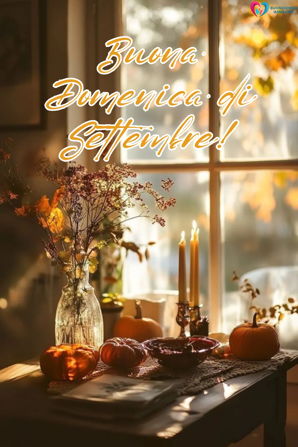 buona domenica di settembre - tavolo autunnale con zucche candele e fiori secchi - immagini nuove gratis per WhatsApp