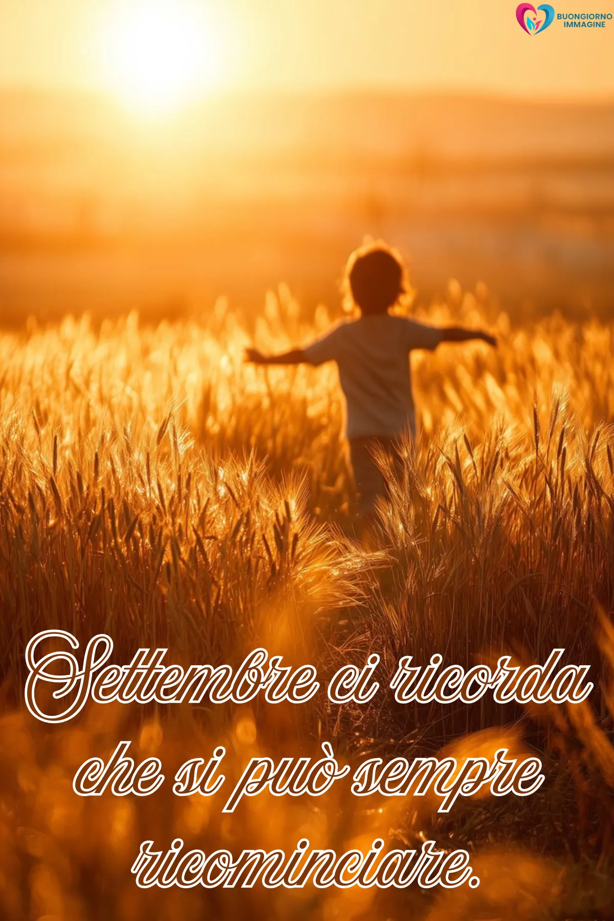 bambino libero in campo dorato tramonto settembre rinascita - buongiornoimmagine.it - settembre 2026